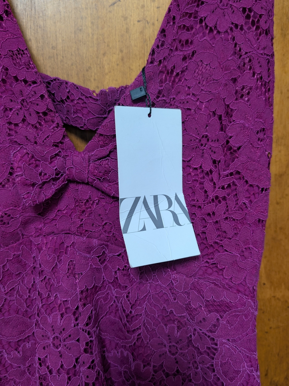 New with Tags Zara Fuchsia Lace Mini Pinafore Dress, Size XS